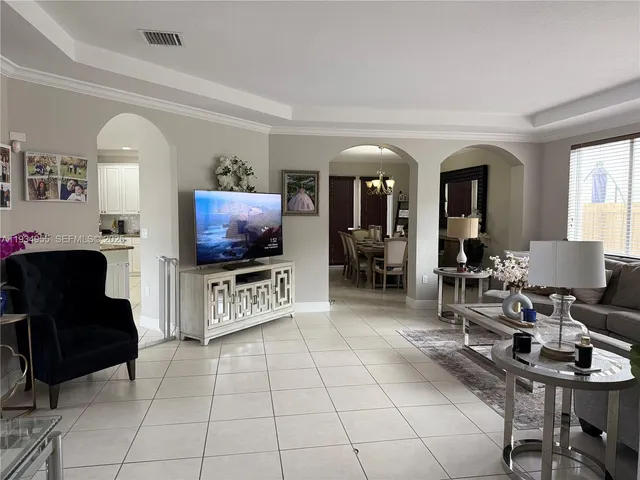 $5,000 | 2239 Southeast 19th Avenue, Unit 2239, Homestead, FL 33035