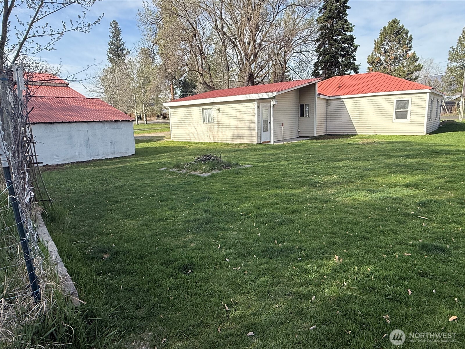 274 Corral Street Winthrop, WA 98862 - Photo 34 of 40