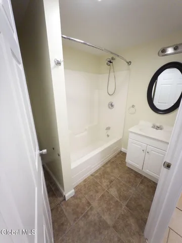 $2,100 | 314 Main Street, Corinth, NY 12822