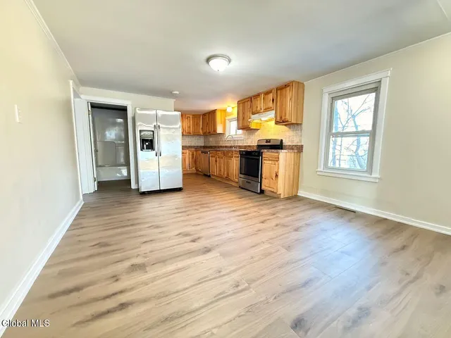 $2,100 | 314 Main Street, Corinth, NY 12822