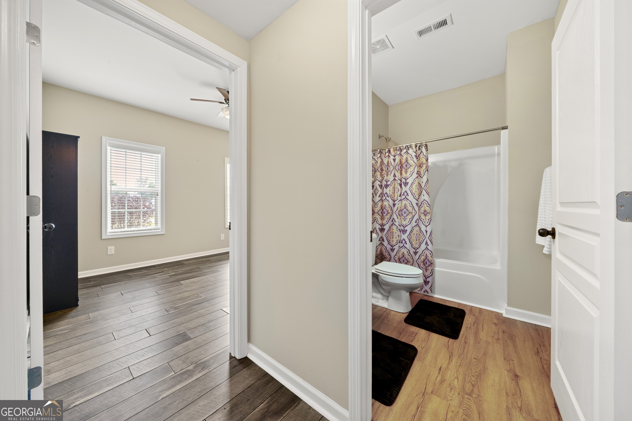 304 Kodiak Road Carrollton, GA 30117 - Photo 28 of 36 a view of a hallway view with wooden floor and entryway