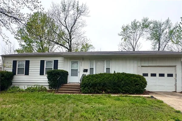 $139,900 | 9306 Lewis Avenue, Kansas City, MO 64138