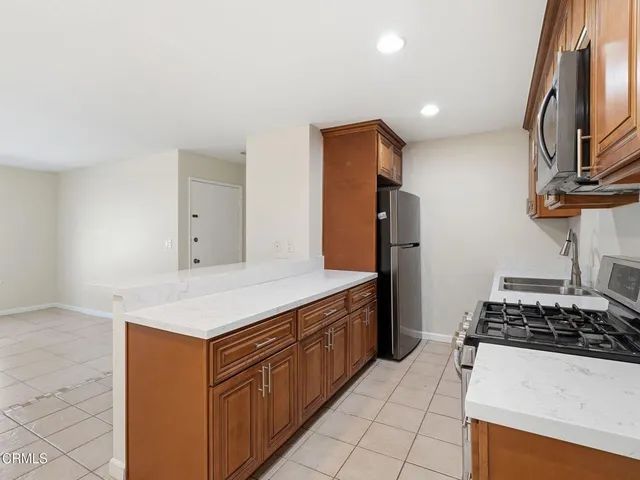 $449,900 | 2414 Bolker Drive, Port Hueneme, CA 93041