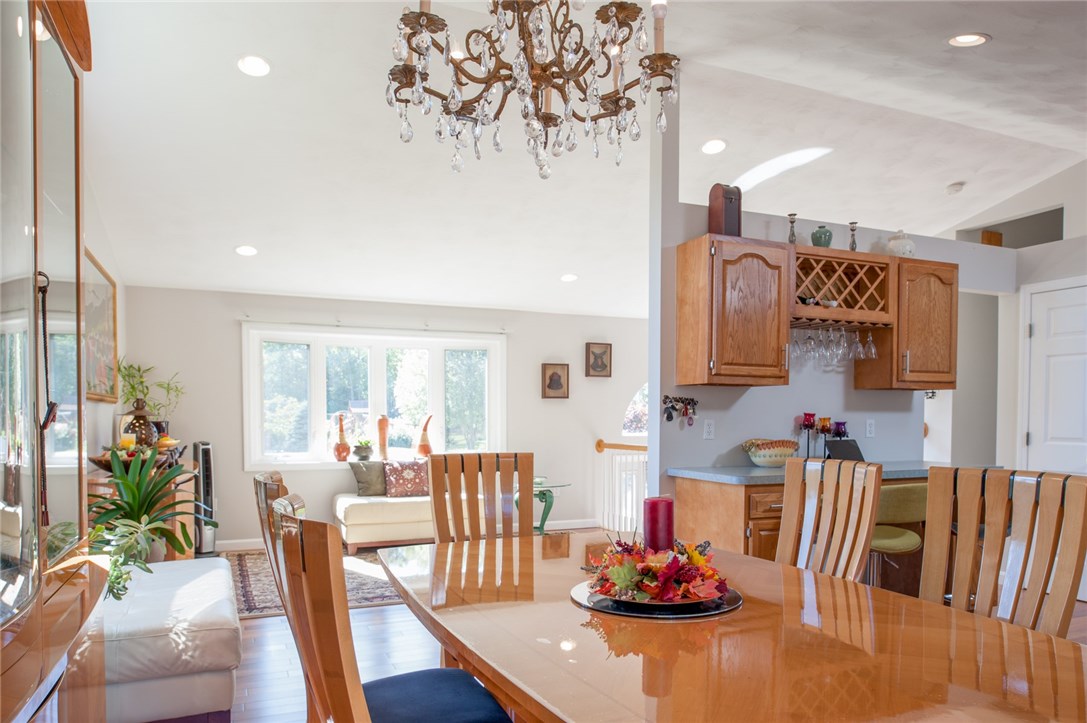 16 Hummingbird Lane Cranston, RI 02921 - Photo 8 of 40 Gallery Image 8