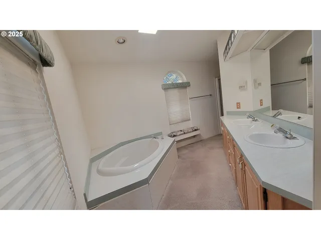 $285,000 | 193 Clark Street, Myrtle Creek, OR 97457