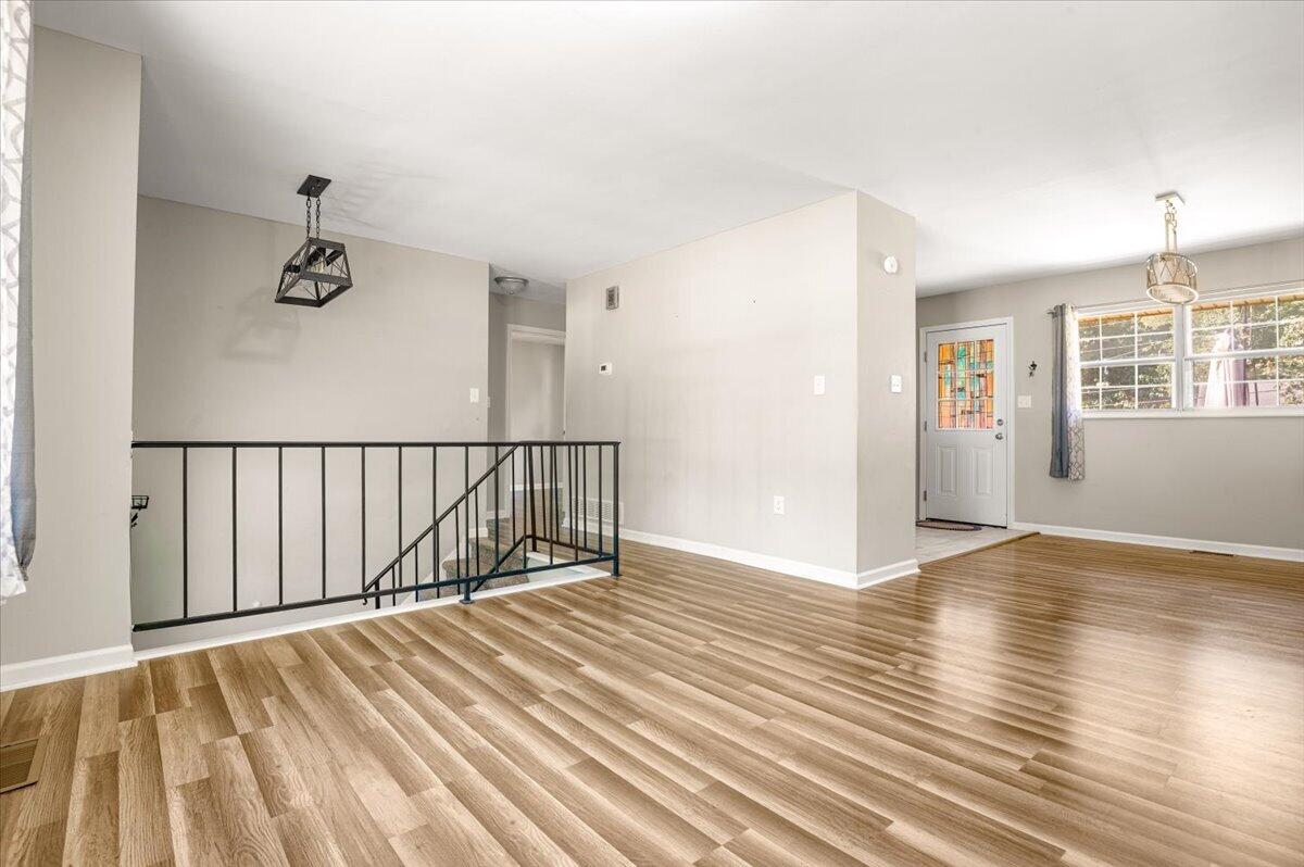 04-Living Room