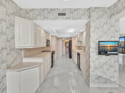 $1,245,000 | 4740 South Ocean Boulevard, Unit 606, Highland Beach, FL 33487