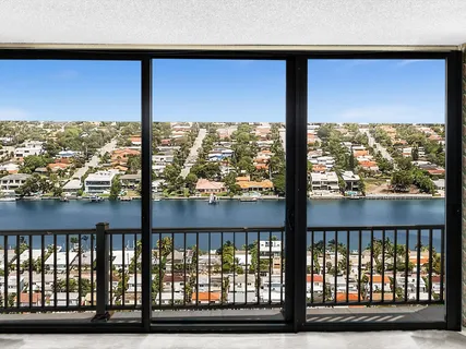 $1,245,000 | 4740 South Ocean Boulevard, Unit 606, Highland Beach, FL 33487
