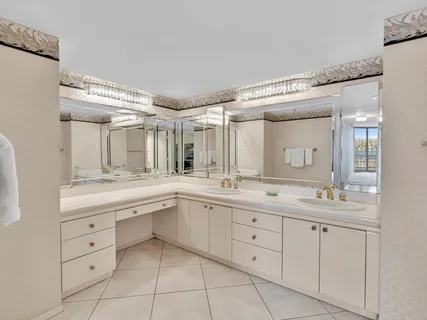 $1,245,000 | 4740 South Ocean Boulevard, Unit 606, Highland Beach, FL 33487