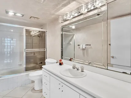 $1,245,000 | 4740 South Ocean Boulevard, Unit 606, Highland Beach, FL 33487