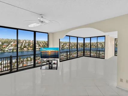 $1,245,000 | 4740 South Ocean Boulevard, Unit 606, Highland Beach, FL 33487