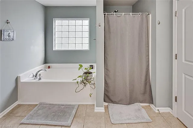 $389,900 | 165 Homeplace Drive, Randleman, NC 27317