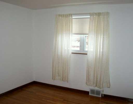 207 Hester Avenue McKees Rocks, PA 15136 - Photo 7 of 8