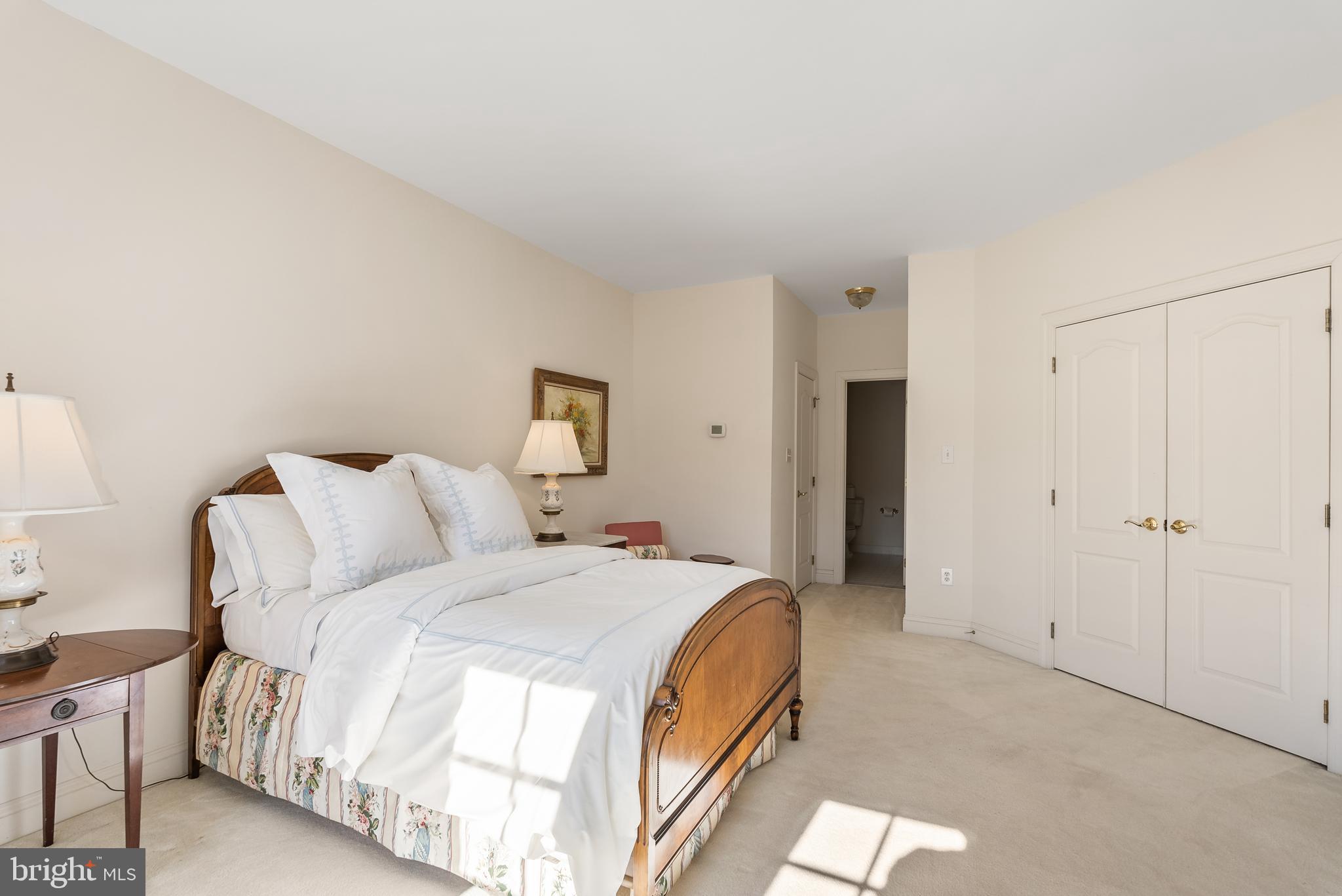 7440 Old Maple Square McLean, VA 22102 - Photo 23 of 43