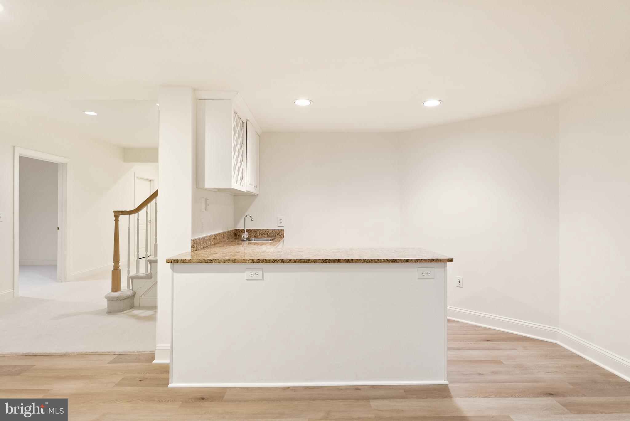 7440 Old Maple Square McLean, VA 22102 - Photo 36 of 43