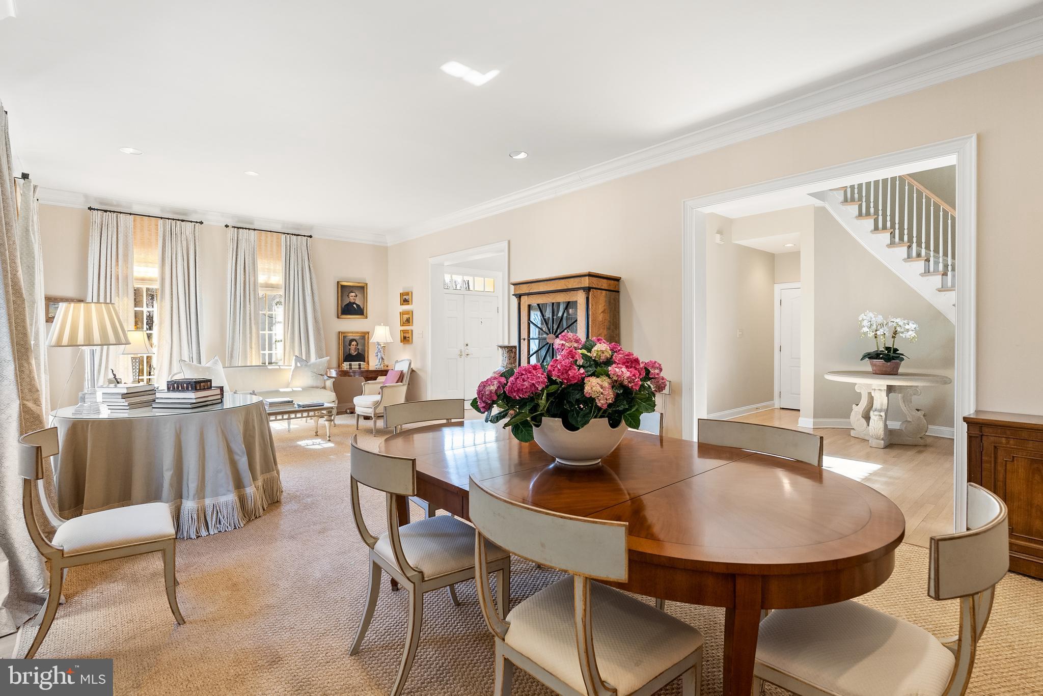 7440 Old Maple Square McLean, VA 22102 - Photo 6 of 43