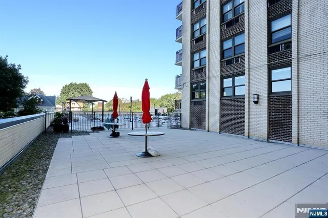 $495,000 | 7855 Boulevard East, Unit 11E, North Bergen, NJ 07047