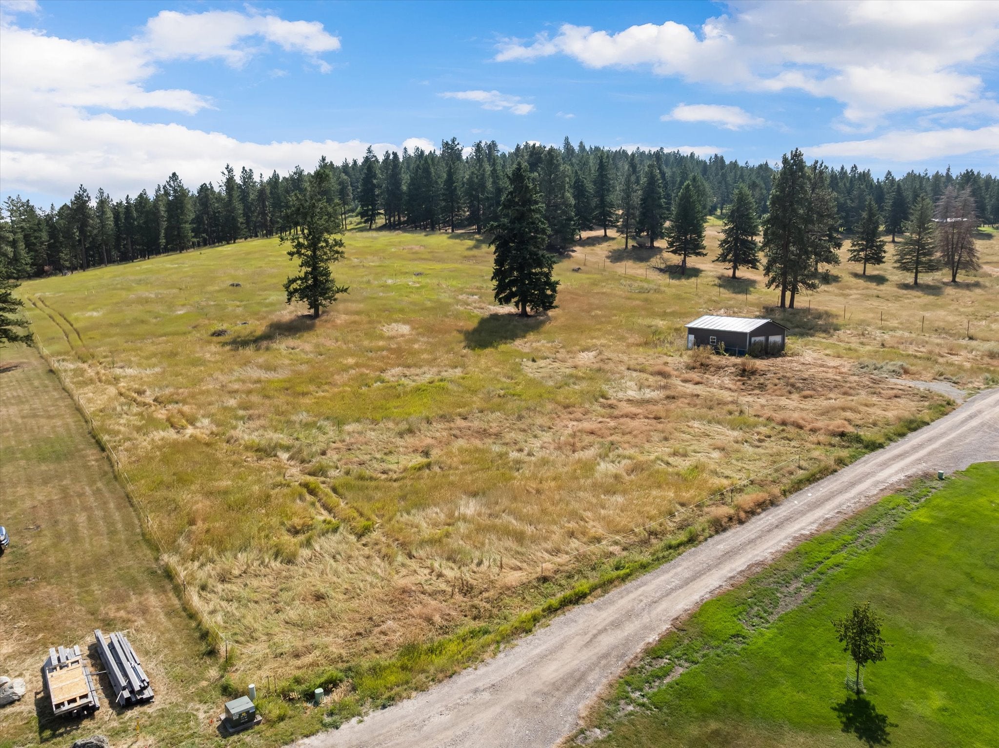 1169 Pond Road Kalispell, MT 59901 - Photo 3 of 21 Gallery Image 3