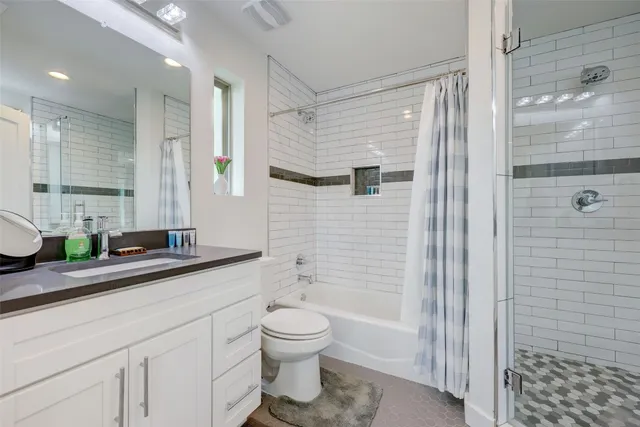 $1,350,000 | 4705 Louis Avenue, Unit A & B, Austin, TX 78721