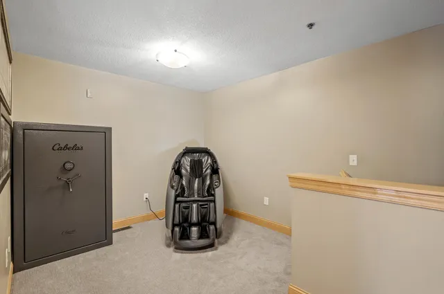 $385,000 | 290 Spring Street, St. Paul, MN 55102