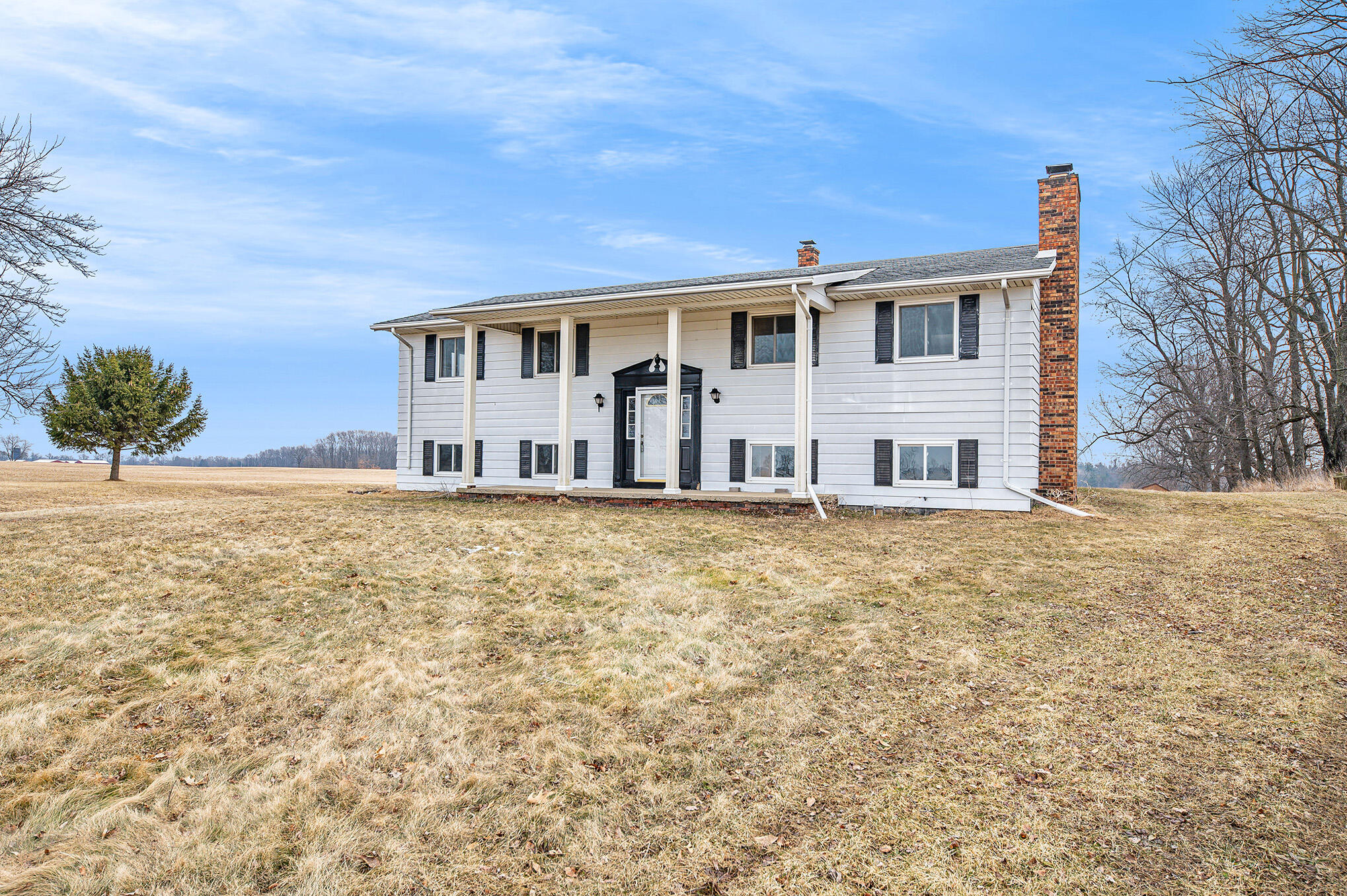 13265 Burroughs Road Delton, MI 49046 - Photo 1 of 29 Converted_91