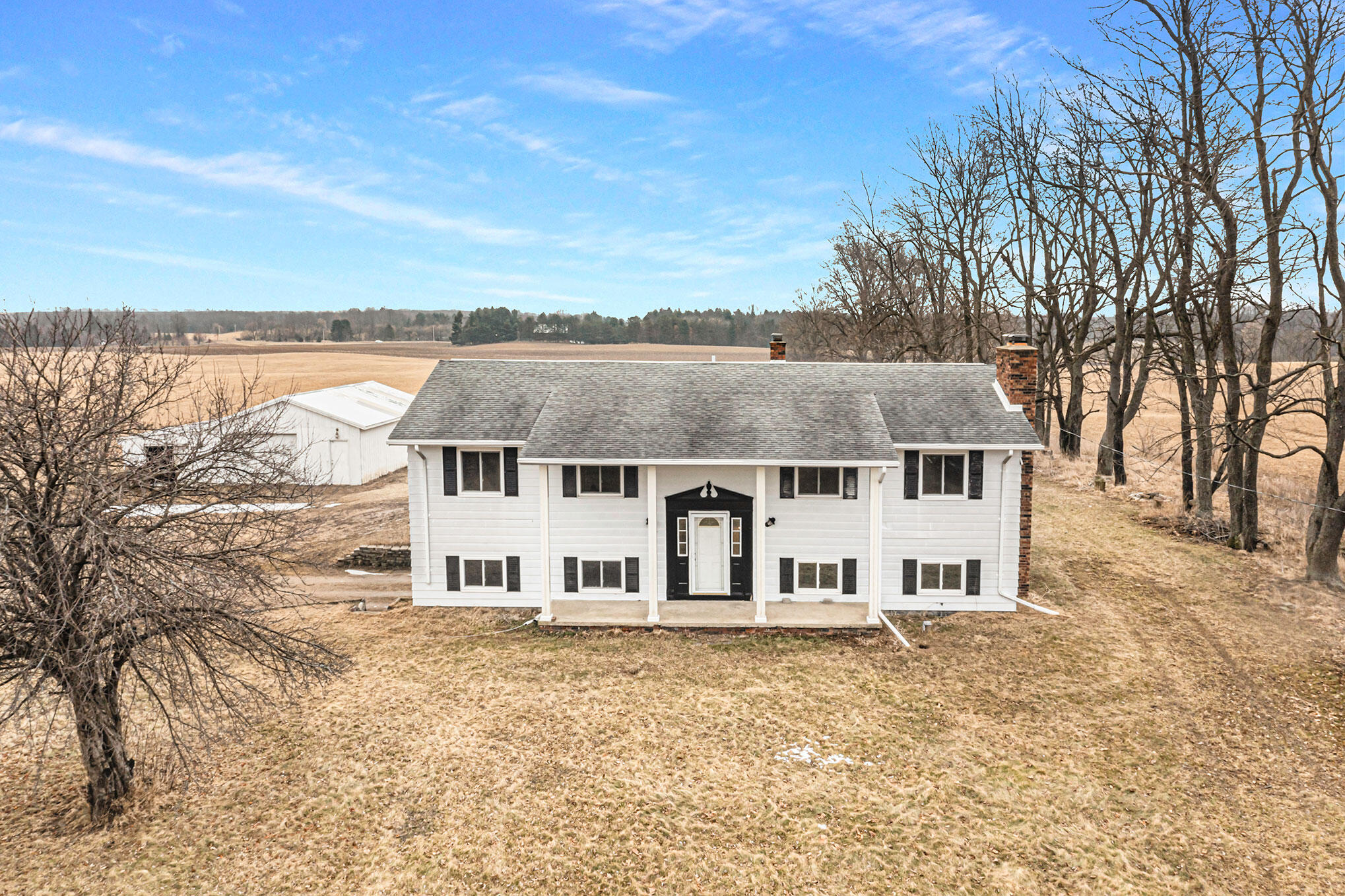 13265 Burroughs Road Delton, MI 49046 - Photo 4 of 29 DJI_0199