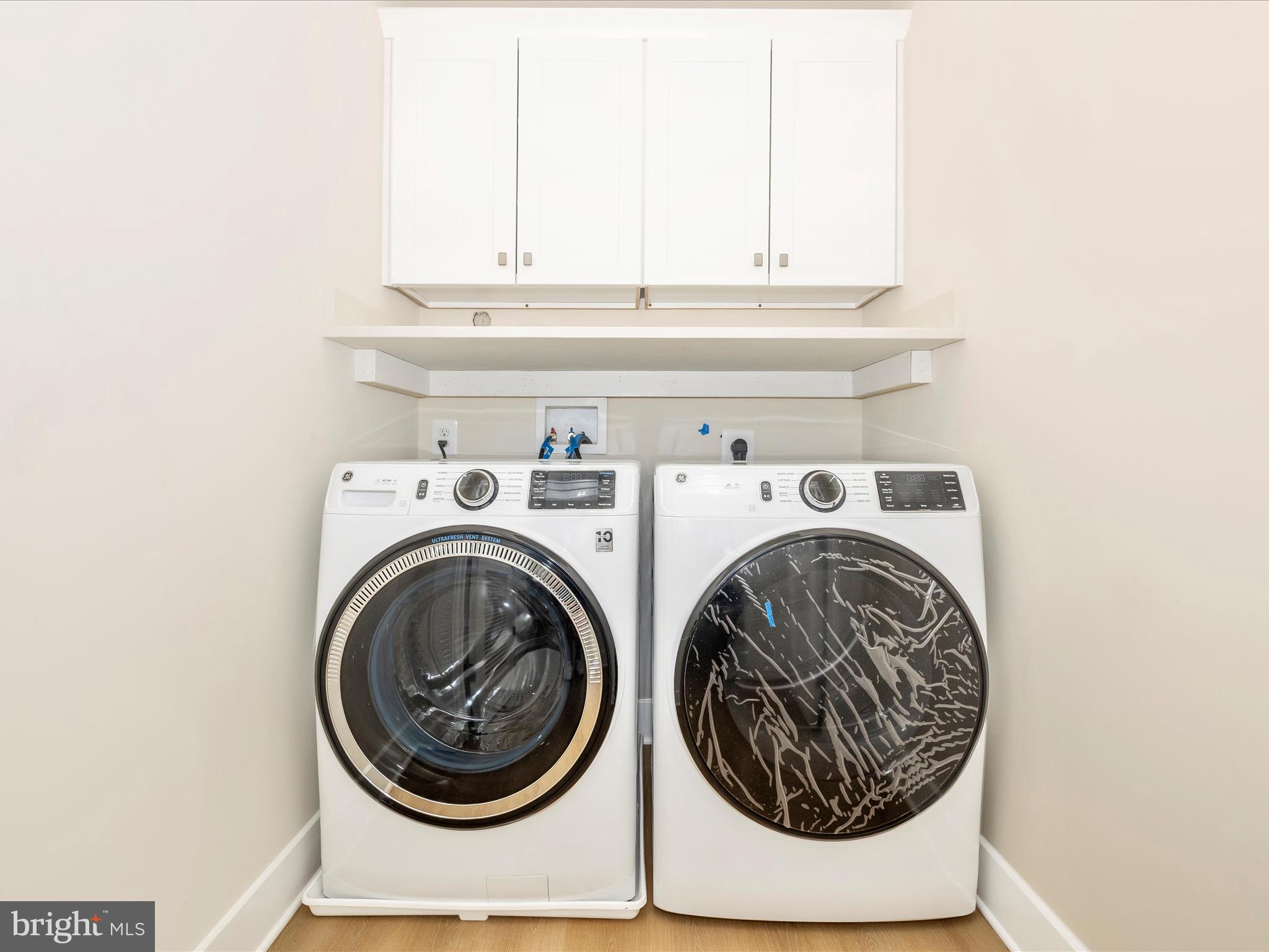 426 Chapel Alley Frederick, MD 21701 - Photo 38 of 53 Upper Level Laundry-photo likeness