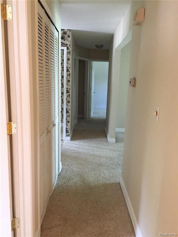 19169 Wedgewood Road Riverview, MI 48193 - Photo 12 of 24