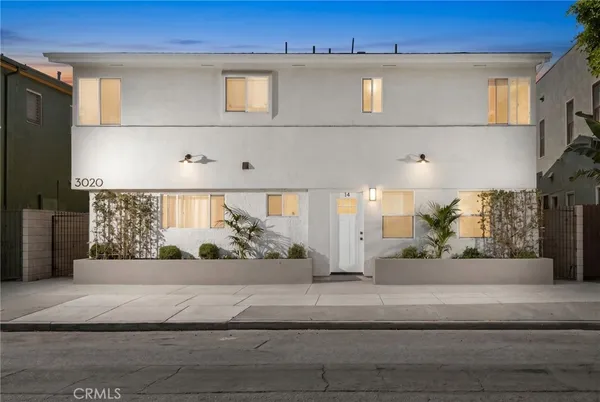 $3,400 | 3020 East 3rd Street, Unit 9, Long Beach, CA 90814