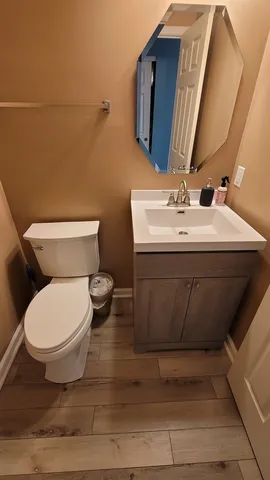 $285,000 | 1422 Carlisle Lane, Hampshire, IL 60140