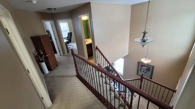 $285,000 | 1422 Carlisle Lane, Hampshire, IL 60140