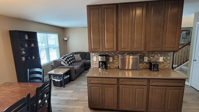 $285,000 | 1422 Carlisle Lane, Hampshire, IL 60140