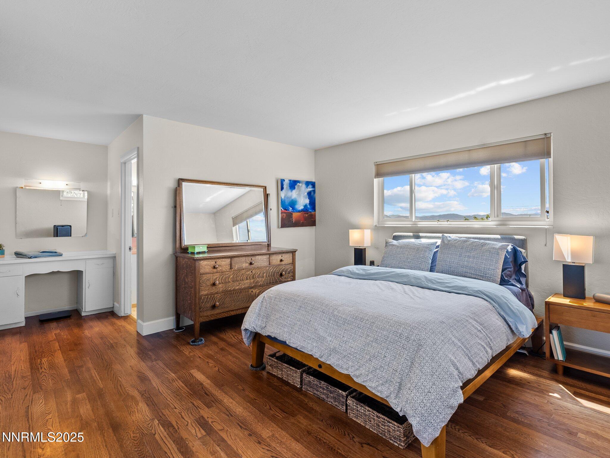 60 Redstone Drive Reno, NV 89512 - Photo 8 of 61 60 Redstone Dr-124