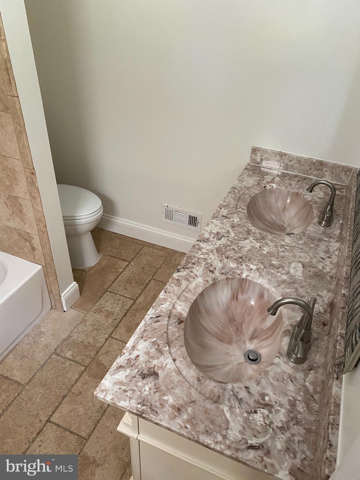 24901 Stringtown Road Clarksburg, MD 20871 - Photo 42 of 52 Gallery Image 42