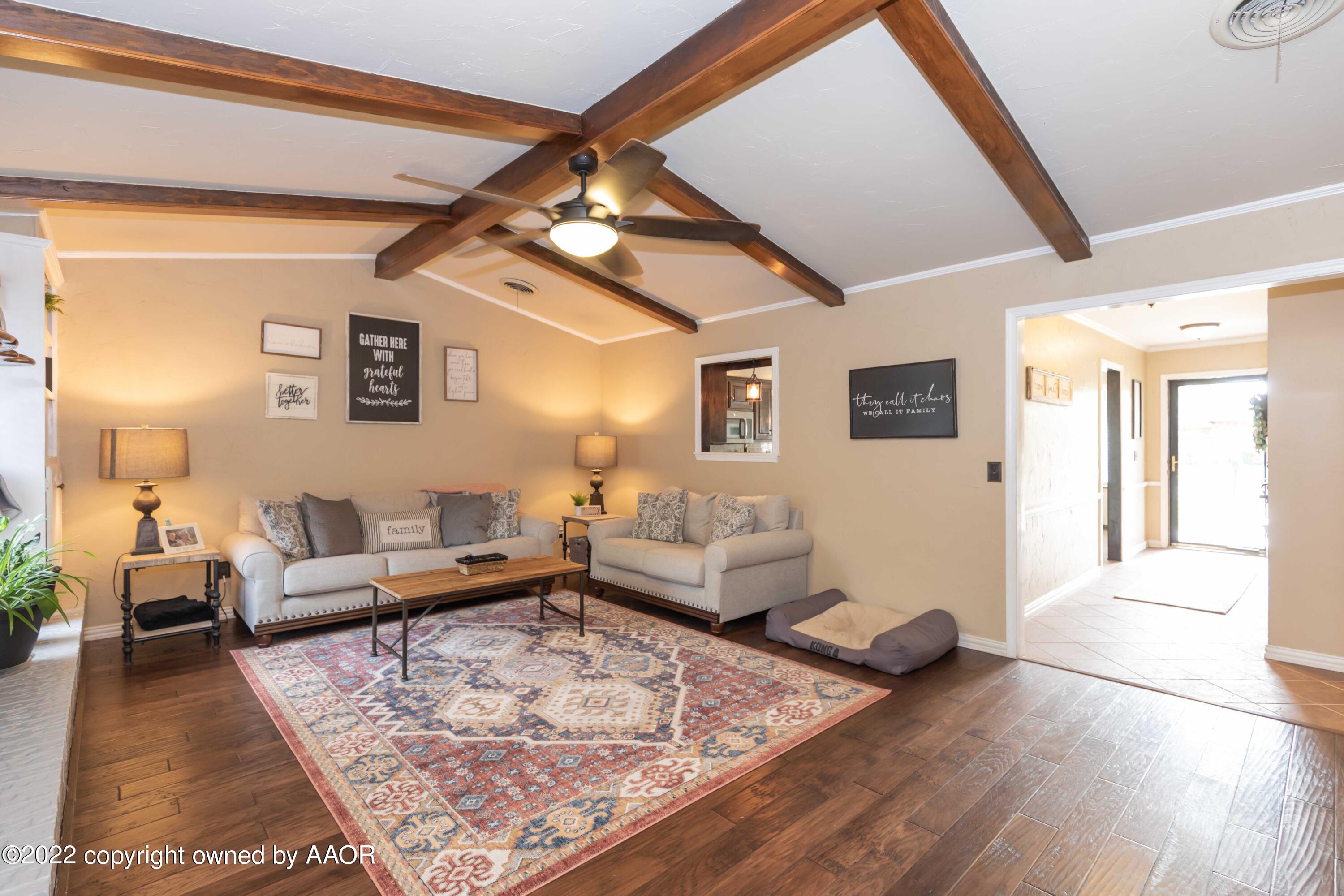 6410 Hamstead Drive Amarillo, TX 79109 - Photo 13 of 50 LIVING ROOM VIEW 1