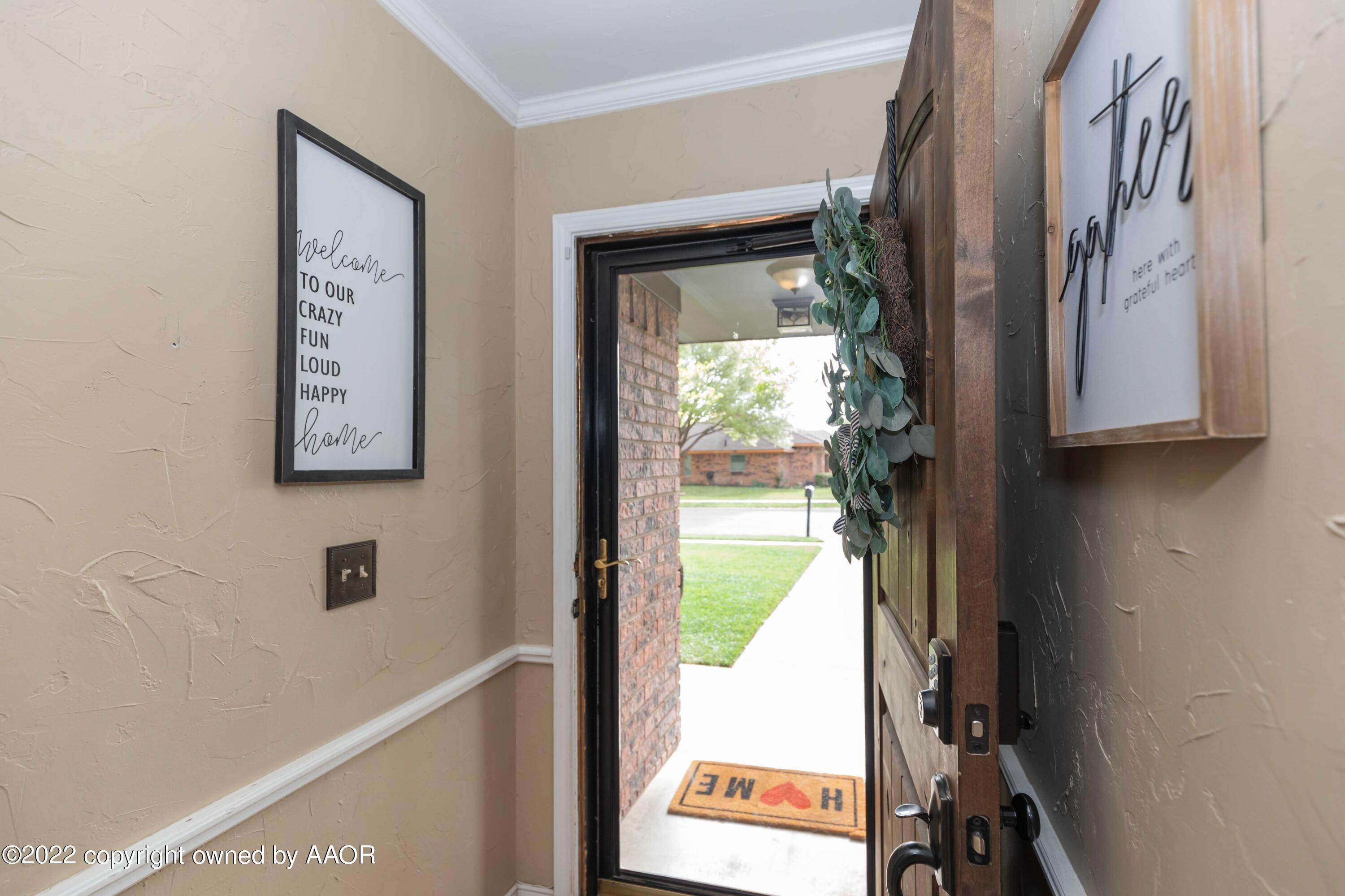 6410 Hamstead Drive Amarillo, TX 79109 - Photo 5 of 50 ENTRY VIEW 1