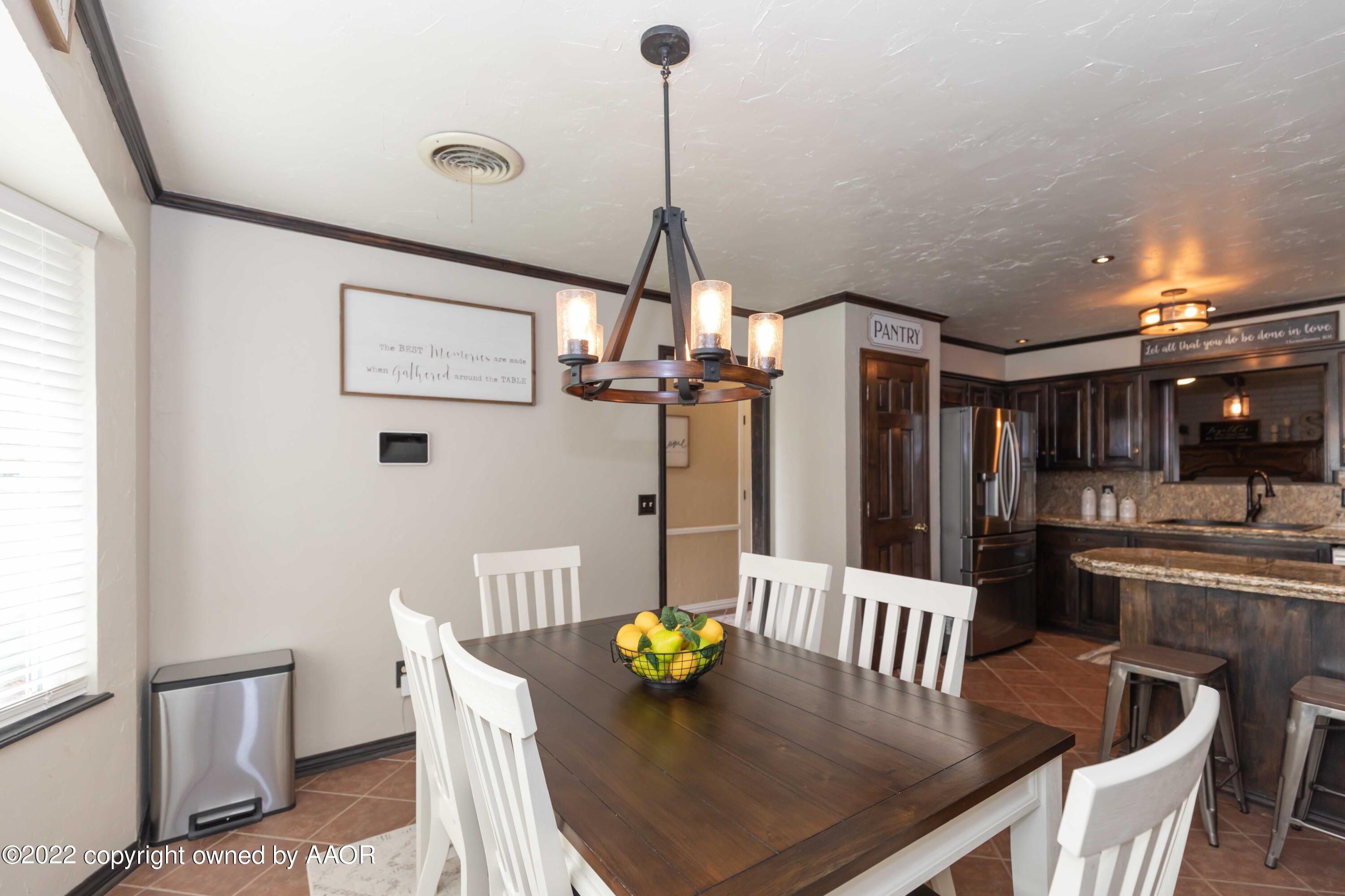 6410 Hamstead Drive Amarillo, TX 79109 - Photo 8 of 50 DINING VIEW 3