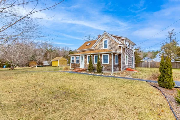 $484,900 | 137 Fearing Hill Road, Wareham, MA 02576