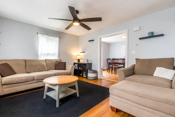 $484,900 | 137 Fearing Hill Road, Wareham, MA 02576