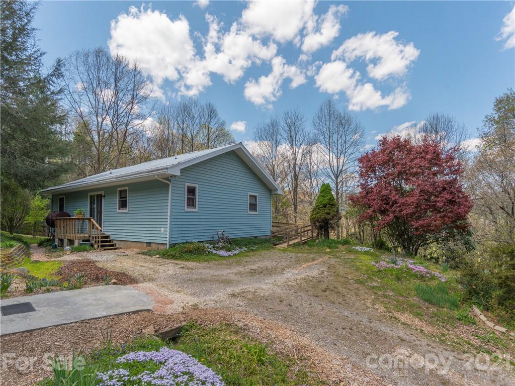 313 Shady Ridge Road Waynesville, NC 28785 - Photo 17 of 28 Gallery Image 17