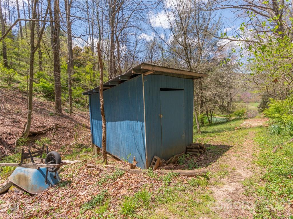 313 Shady Ridge Road Waynesville, NC 28785 - Photo 23 of 28 Gallery Image 23