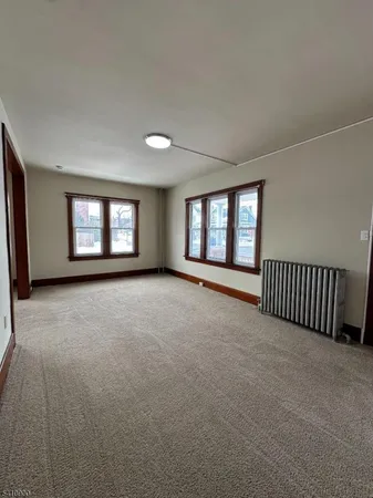 $2,100 | 292 Irwin Street, Unit 1, Phillipsburg, NJ 08865