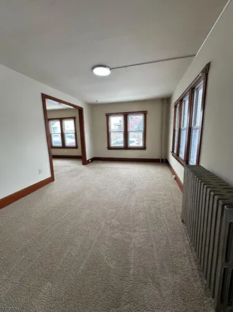 $2,100 | 292 Irwin Street, Unit 1, Phillipsburg, NJ 08865