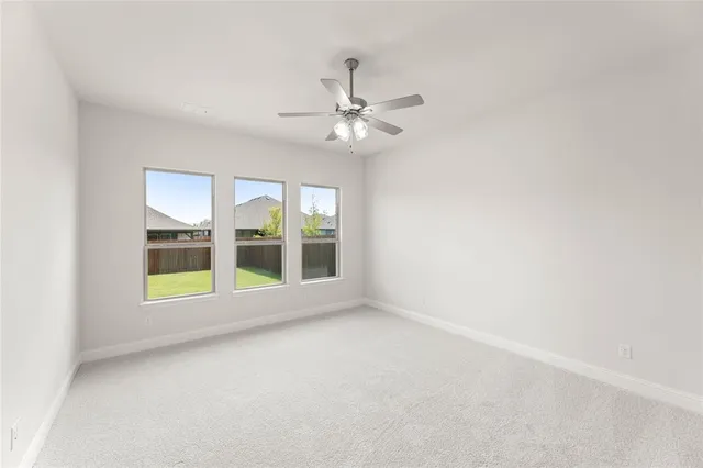 $499,900 | 1019 Moss Grv Trail, Justin, TX 76247