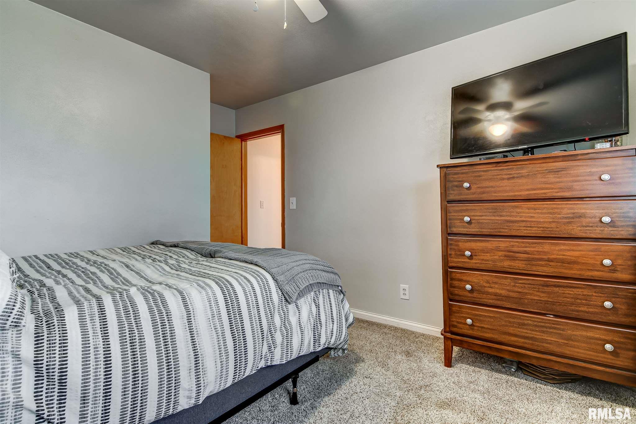 708 Trojan Road Auburn, IL 62615 - Photo 20 of 35 Gallery Image 20