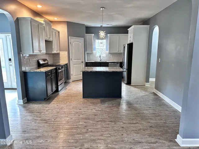 $2,600 | 109 Pennington Street, Jacksonville, NC 28540