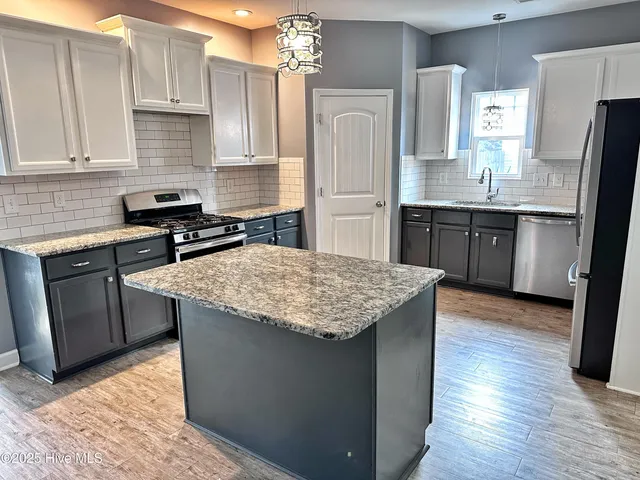 $2,600 | 109 Pennington Street, Jacksonville, NC 28540