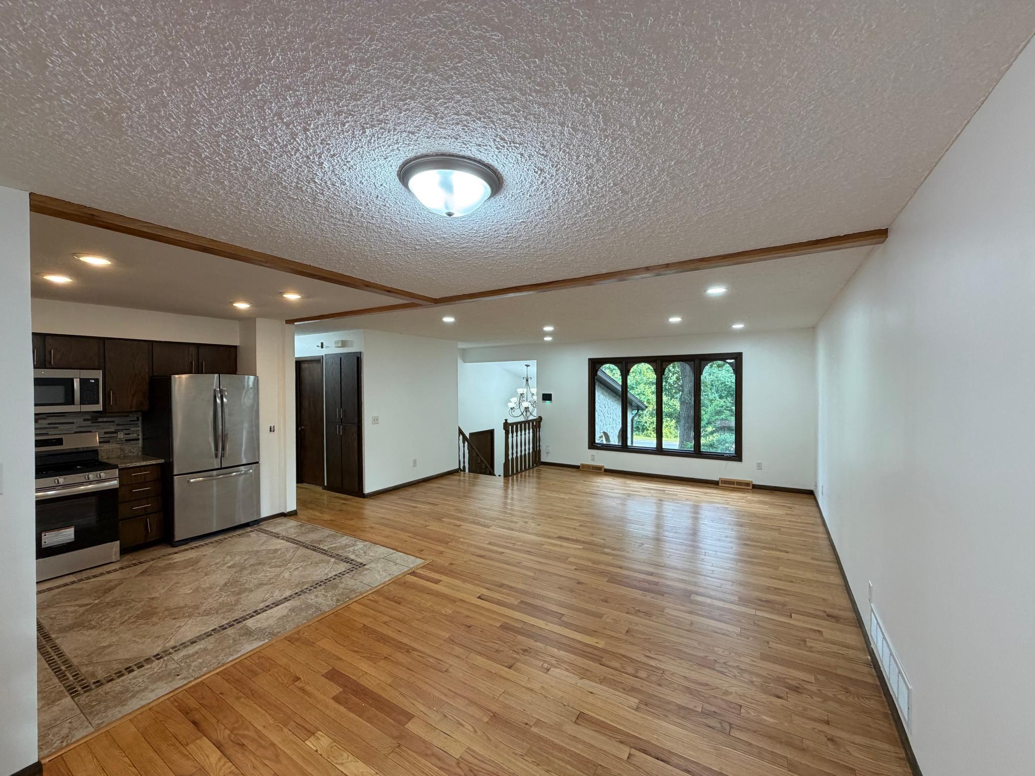 404 Cimarron Road Apple Valley, MN 55124 - Photo 11 of 24