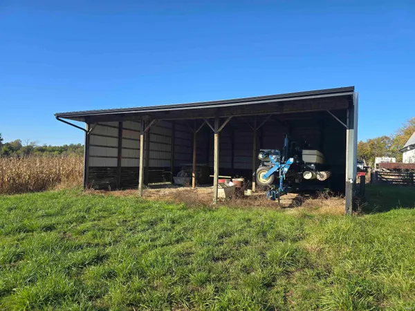 $299,000 | 13762 Highway 231, Loogootee, IN 47553