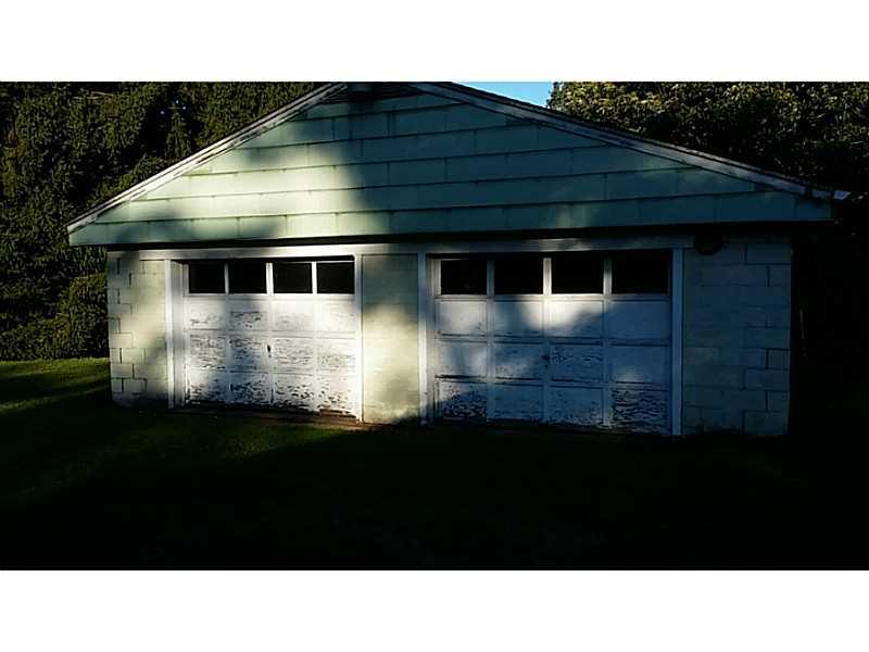 467 Mason Road Tarentum, PA 15084 - Photo 15 of 17 Other. Garage